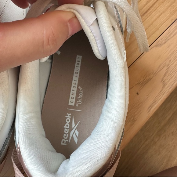 Womens Reebok Sneakers - Picture 5 of 6